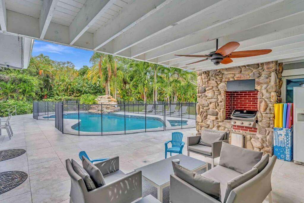 Rare Hidden Getaway Heated Pool 1.5 Acres! Sleeps 16 Villa Fort Lauderdale Ngoại thất bức ảnh